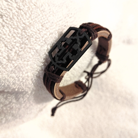 Cross Bracelet Men's Size OS - Picture 2 of 6